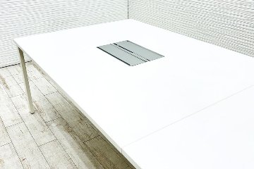 オカムラ マニフォールド 中古 幅3200 大型会議テーブル ミーティングテーブル 会議机 ホワイト 中古オフィス家具 3200/1200/720の画像