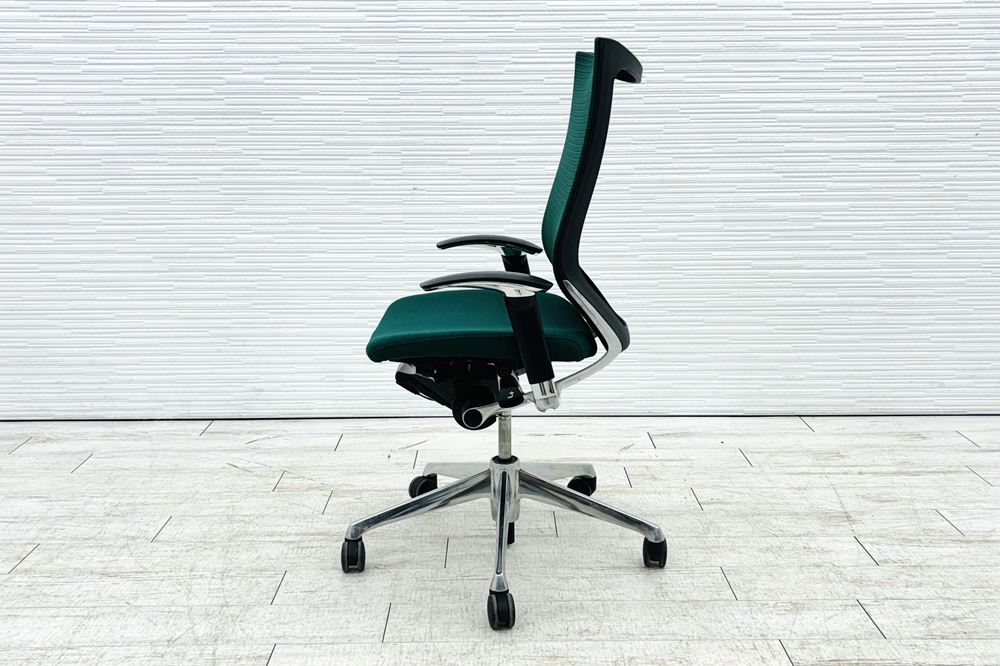 バロンチェア 中古 オカムラ OKAMURA Baron 可動肘 ハイバック ポリッシュフレーム 中古オフィス家具 座クッションの画像