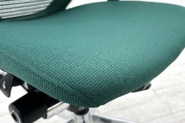 バロンチェア 中古 オカムラ OKAMURA Baron 可動肘 ハイバック ポリッシュフレーム 中古オフィス家具 座クッションの画像