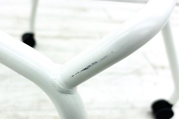 オカムラ ルナチェア 中古 肘付 Runa ミーティングチェア ネスティングチェア 会議椅子 中古オフィス家具 セージの画像