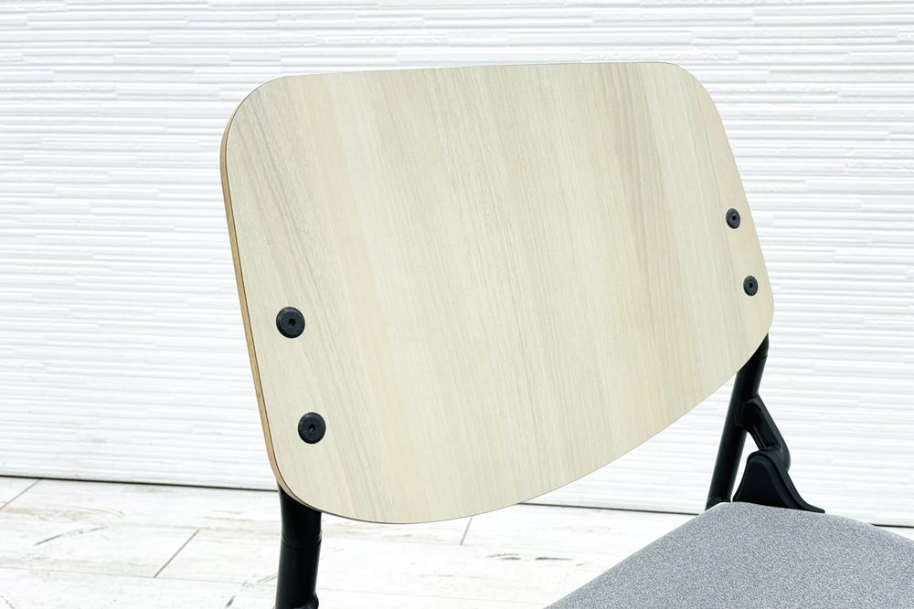 オカムラ ライブス ネスティングチェア 中古 Lives Nesting Chair ミーティングチェア 会議椅子 中古オフィス家具 グレーの画像
