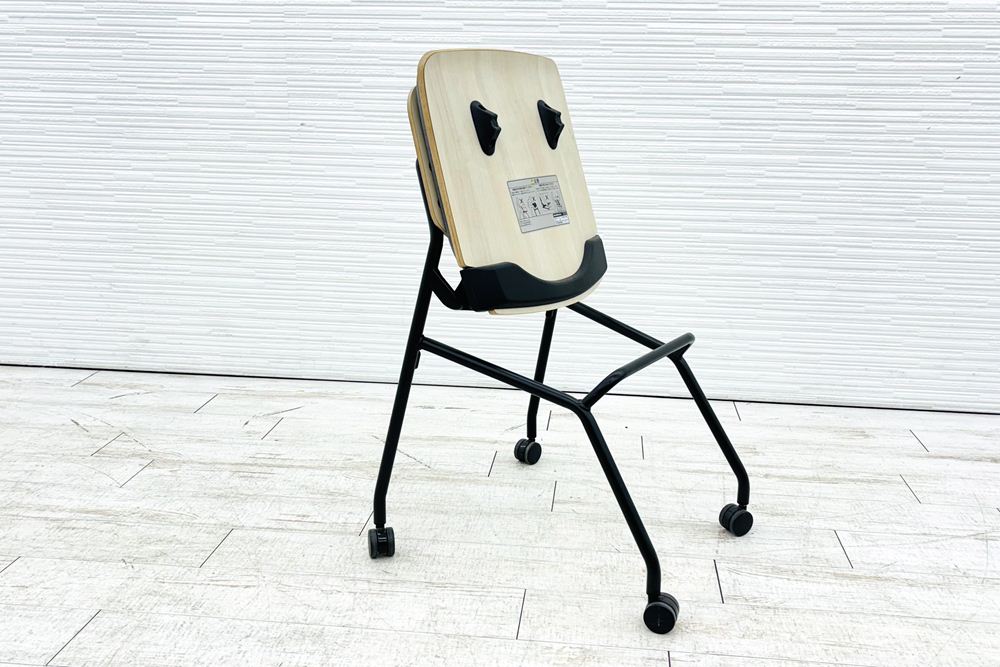 オカムラ ライブス ネスティングチェア 中古 Lives Nesting Chair ミーティングチェア 会議椅子 中古オフィス家具 グレーの画像