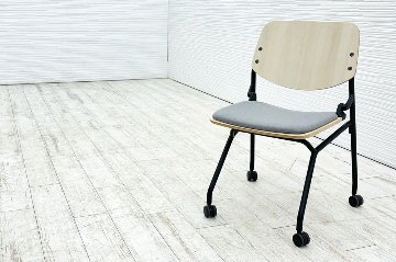 オカムラ ライブス ネスティングチェア 中古 Lives Nesting Chair ミーティングチェア 会議椅子 中古オフィス家具 グレーの画像