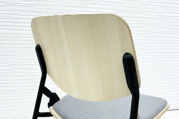 オカムラ ライブス ネスティングチェア 中古 Lives Nesting Chair ミーティングチェア 会議椅子 中古オフィス家具 グレーの画像