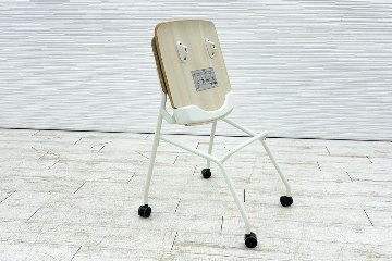 オカムラ ライブス ネスティングチェア 中古 Lives Nesting Chair ミーティングチェア 会議椅子 中古オフィス家具 ダークグリーンの画像