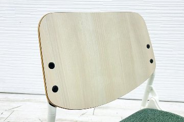 オカムラ ライブス ネスティングチェア 中古 Lives Nesting Chair ミーティングチェア 会議椅子 中古オフィス家具 ダークグリーンの画像
