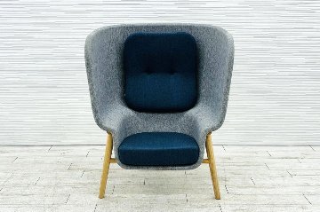 デフォルム プライバシーチェア 中古 ラウンジチェア Pod PET Felt Privacy Chair 中古オフィス家具 フレーム/グレー クッション/ブルーの画像