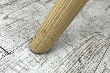デフォルム プライバシーチェア 中古 ラウンジチェア Pod PET Felt Privacy Chair 中古オフィス家具 フレーム/グレー クッション/パープルの画像