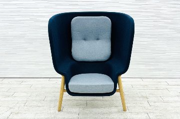 デフォルム プライバシーチェア 中古 ラウンジチェア Pod PET Felt Privacy Chair 中古オフィス家具 フレーム/ブルー クッション/グレーの画像