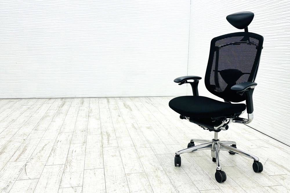 オカムラ コンテッサチェア 中古 OKAMURA Contessa ヘッドレスト付 ポリッシュフレーム クッション 中古オフィス家具 ブラックの画像