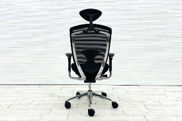 オカムラ コンテッサチェア 中古 OKAMURA Contessa ヘッドレスト付 ポリッシュフレーム クッション 中古オフィス家具 ブラックの画像