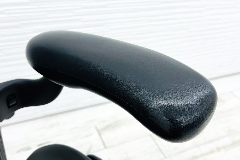 アーロンチェア 中古 Bサイズ ライト 【前傾チルト無し】 アーロン ハーマンミラー Aeron Chairs Herman Miller 中古オフィス家具の画像