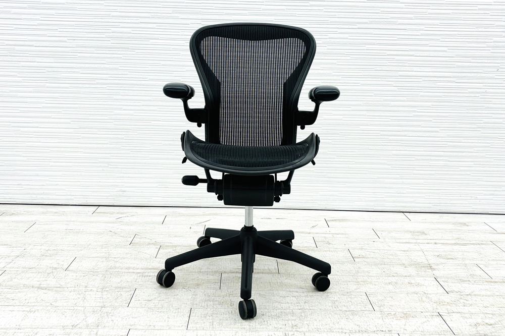 アーロンチェア 中古 Bサイズ ライト 【前傾チルト無し】 アーロン ハーマンミラー Aeron Chairs Herman Miller 中古オフィス家具の画像