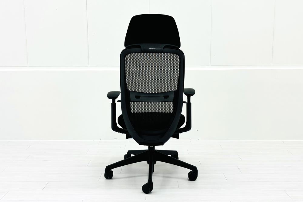 オカムラ シルフィーチェア 中古 2019年製 エクストラハイバック 可動肘 OKAMURA Sylphy 中古オフィス家具 ブラックの画像