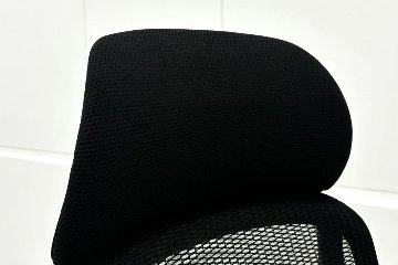 オカムラ シルフィーチェア 中古 2019年製 エクストラハイバック 可動肘 OKAMURA Sylphy 中古オフィス家具 ブラックの画像