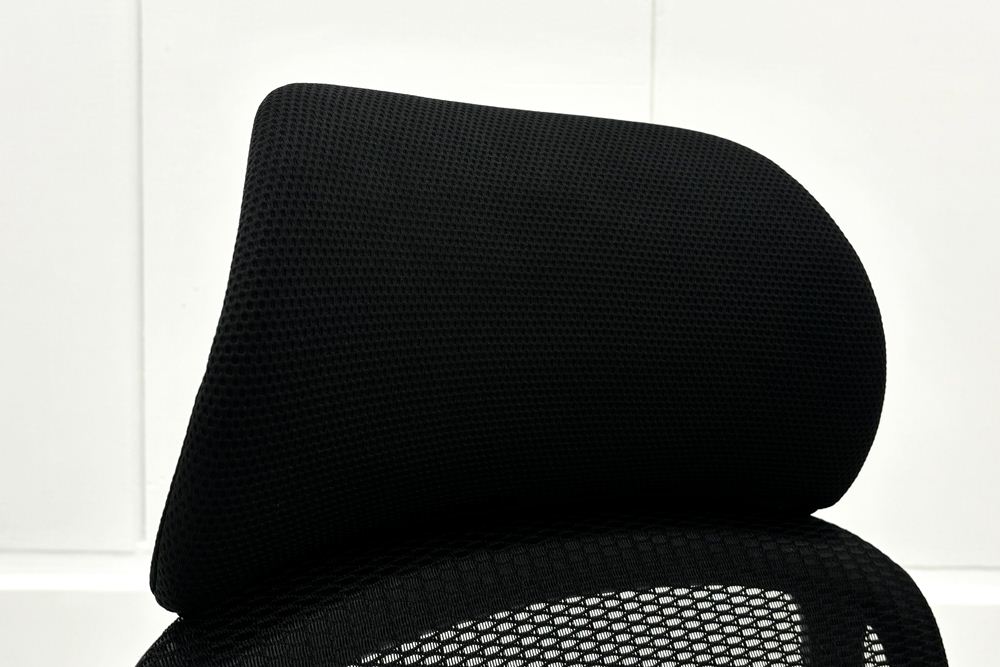 オカムラ シルフィーチェア 中古 2019年製 エクストラハイバック ヘッドレスト付 可動肘 OKAMURA Sylphy 中古オフィス家具 ブラックの画像