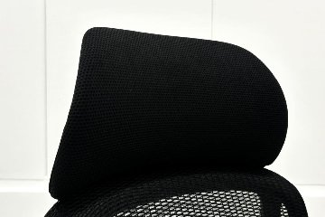 オカムラ シルフィーチェア 中古 2019年製 エクストラハイバック ヘッドレスト付 可動肘 OKAMURA Sylphy 中古オフィス家具 ブラックの画像