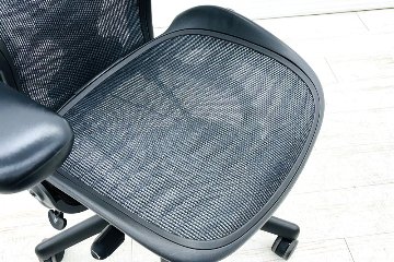 アーロンチェア 中古 Bサイズ フル装備 タキシードメッシュ ハーマンミラー Herman Miller Aeron Chairs 中古オフィス家具 肘レバーの画像