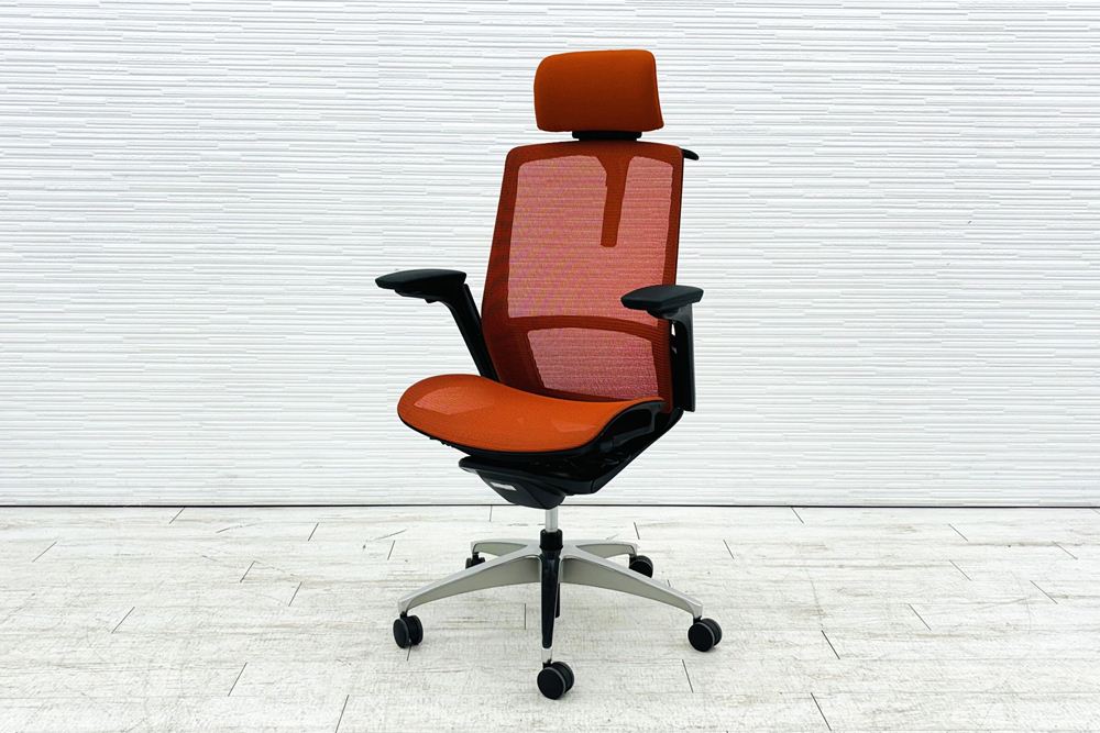 オカムラ フィノラチェア 中古 2020年製 エクストラハイバック 可動肘 メッシュ 中古オフィス家具 OKAMURA Finora C78BBR-F1F8 オレンジの画像