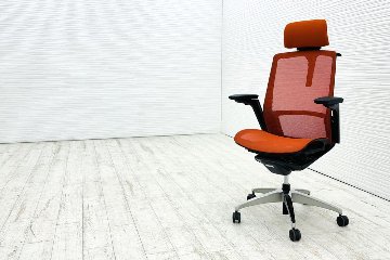 オカムラ フィノラチェア 中古 2020年製 エクストラハイバック 可動肘 メッシュ 中古オフィス家具 OKAMURA Finora C78BBR-F1F8 オレンジの画像