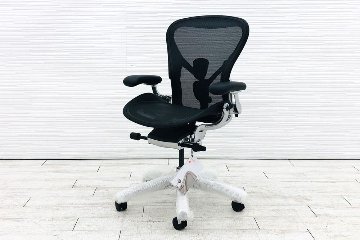 【未開封未使用品】 ハーマンミラー アーロンチェア リマスタード Bサイズフル装備 中古 中古オフィス家具 ポリッシュドアルミニウムベース ONYX オニキスブラック レザーアームの画像