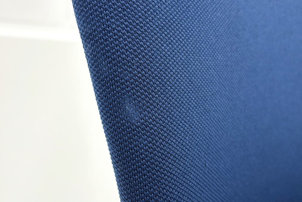 イトーキ フルゴチェア 中古 2021年製 fulgo 肘無 ハイバック 事務椅子 ITOKI 中古オフィス家具 ネイビーブルーの画像