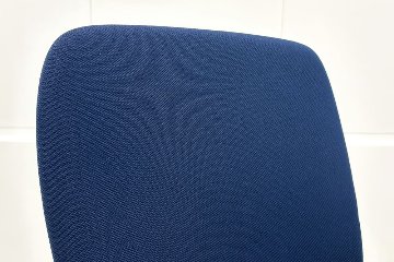 イトーキ フルゴチェア 中古 2021年製 fulgo 肘無 ハイバック 事務椅子 ITOKI 中古オフィス家具 ネイビーブルーの画像