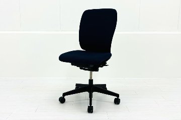 イトーキ フルゴチェア 中古 2021年製 fulgo 肘無 ハイバック 事務椅子 ITOKI 中古オフィス家具 ネイビーブルーの画像