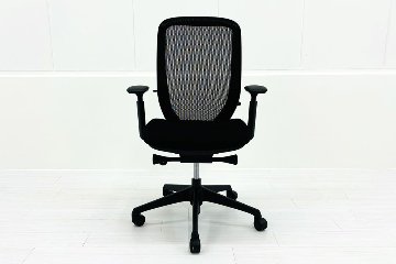 オカムラ シルフィーチェア 中古 2018年製 ハイバック 可動肘 OKAMURA Sylphy 中古オフィス家具 C685XR ブラックの画像