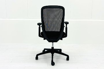 オカムラ シルフィーチェア 中古 ブラック 2018年製 ハイバック 可動肘 OKAMURA Sylphy 中古オフィス家具の画像