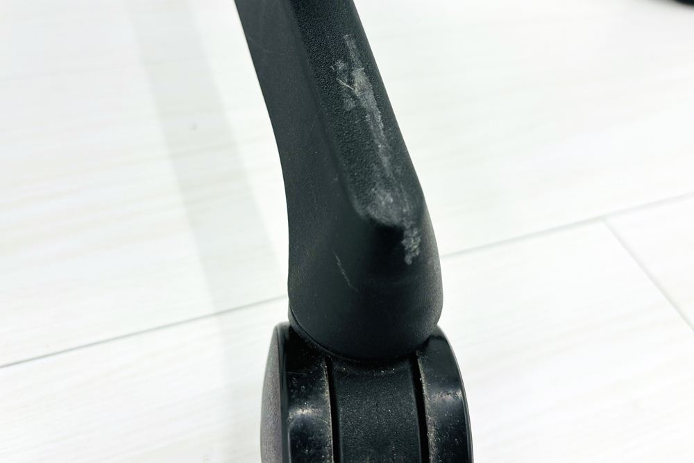 オカムラ シルフィーチェア 中古 2016年製 ハイバック 固定肘 OKAMURA Sylphy 中古オフィス家具 ライムグリーン C646XR-FMP5の画像