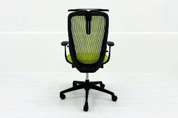 オカムラ シルフィーチェア 中古 2016年製 ハイバック 固定肘 OKAMURA Sylphy 中古オフィス家具 ライムグリーン C646XR-FMP5の画像