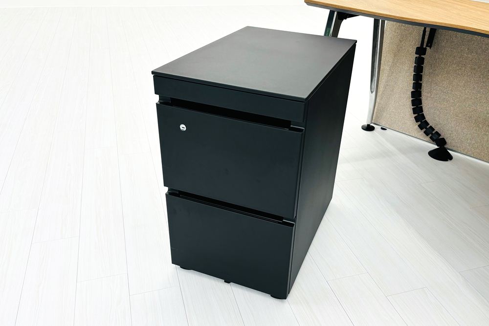 コクヨ サイビ SAIBI ブーメランデスク 中古 3段ワゴン付 120° 幅1200 中古オフィス家具 1200/740/720の画像