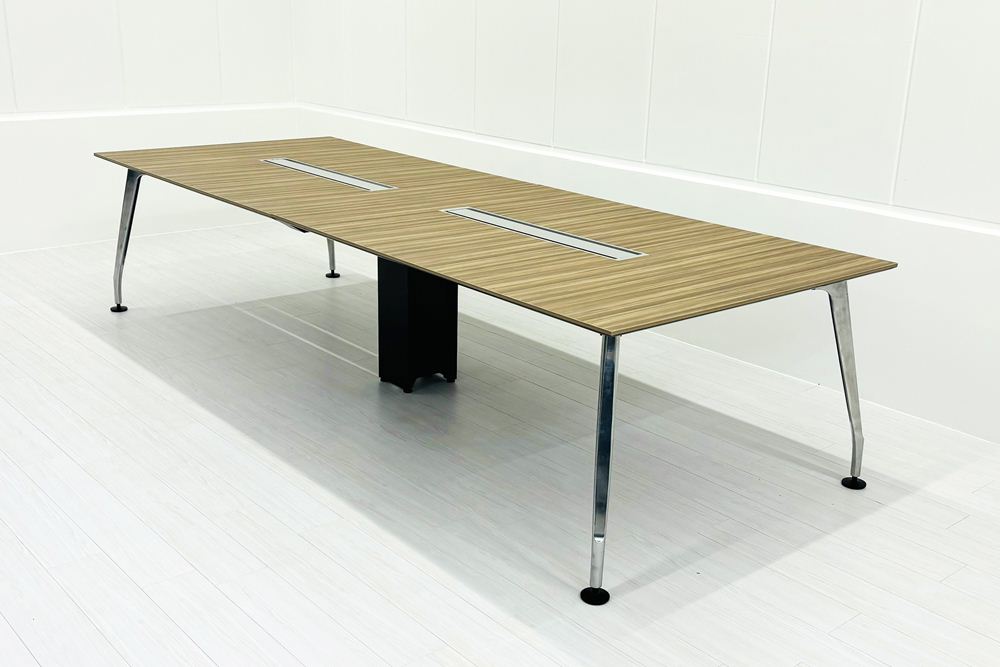 SAIBI コクヨ サイビ 中古 大型会議テーブル ミーティングテーブル 幅3200 KOKUYO 会議机 中古オフィス家具 3200/1200/720の画像