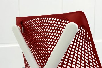 【未開封未使用品】 ハーマンミラー セイルチェア ミドルバック フルアジャスタブルアーム 可動肘 レッド 中古 Herman Miller SAYL Chair 中古オフィス家具の画像