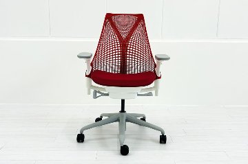 【未開封未使用品】 ハーマンミラー セイルチェア ミドルバック フルアジャスタブルアーム 可動肘 レッド 中古 Herman Miller SAYL Chair 中古オフィス家具の画像