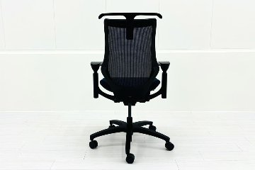 イトーキ エフチェア 2018年製 中古 オフィスチェア クッション 可動肘 事務椅子 ITOKI 中古オフィス家具 ネイビーブルーの画像