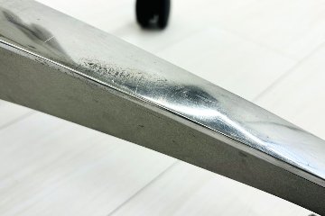 オカムラ フィノラチェア 中古 2020年製 OKAMURA Finora メッシュ 中古オフィス家具 可動肘 パープルの画像