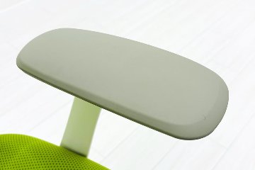 オカムラ シルフィーチェア 中古 2021年製 ハイバック 固定肘 OKAMURA Sylphy 中古オフィス家具 ライムグリーンの画像