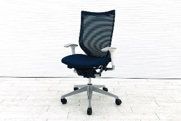 バロンチェア 中古 オカムラ Baron 可動肘 ハイバック シルバーフレーム 中古オフィス家具 座クッション ダークブルーの画像