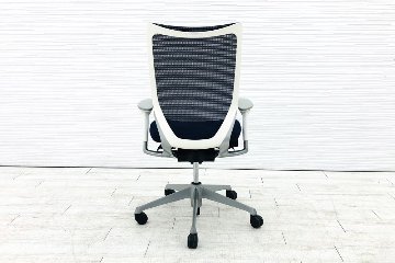 バロンチェア 中古 オカムラ Baron 可動肘 ハイバック シルバーフレーム 中古オフィス家具 座クッション ダークブルーの画像