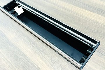 オカムラ プリシード 中古 PRECEDE 小型会議テーブル 幅2100 ミーティングテーブル 会議机 中古オフィス家具 2100/1100/720の画像