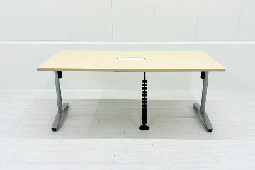 コクヨ ビエナ 中古 小型会議テーブル キャスター脚 会議机 ミーティングテーブル 幅1800 中古オフィス家具 1800/900/720の画像