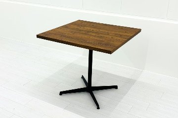 角テーブル 中古 休憩室用テーブル ミーティングテーブル 中古オフィス家具 800/800/720 木目の画像