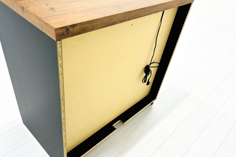 オカムラ アルトピアッツァ キッチンキャビネット カフェキャビネット 中古 幅900 電源コンセント付き 中古オフィス家具 ブラック 900/520/890の画像