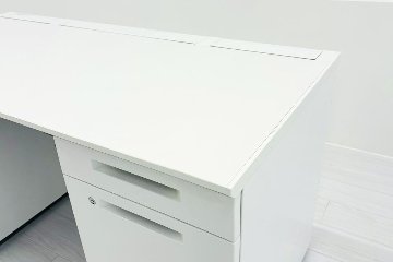 【4台セット】 コクヨ is 中古 両袖デスク 両袖机 中古事務机 中古オフィス家具 ホワイト 1400/650/720の画像