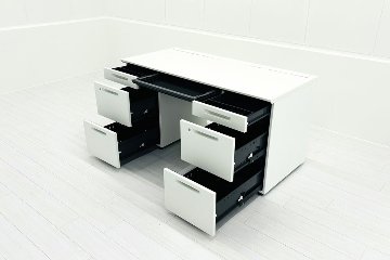 【4台セット】 コクヨ is 中古 両袖デスク 両袖机 中古事務机 中古オフィス家具 ホワイト 1400/650/720の画像