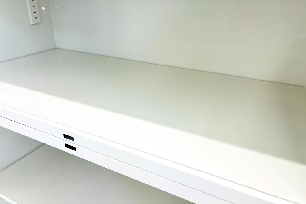 【上下セット】 両開き書庫 3段両開き書庫 中古 プラス ホワイト キャビネット 中古オフィス家具 900/450/2150の画像