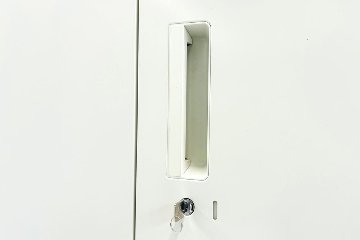 【上下セット】 両開き書庫 3段両開き書庫 中古 プラス ホワイト キャビネット 中古オフィス家具 900/450/2150の画像