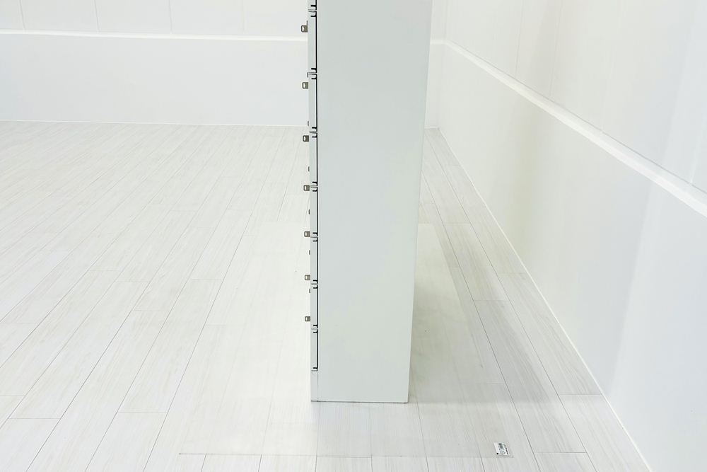 50人用 SEIKO 生興 小物入れロッカー 中古 貴重品ロッカー 貴重品保管庫 中古オフィス家具 1000/300/1600 シリンダー錠の画像